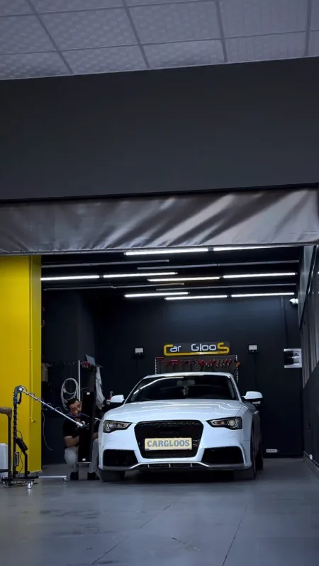 Audi A5 boyasız göçük onarımı